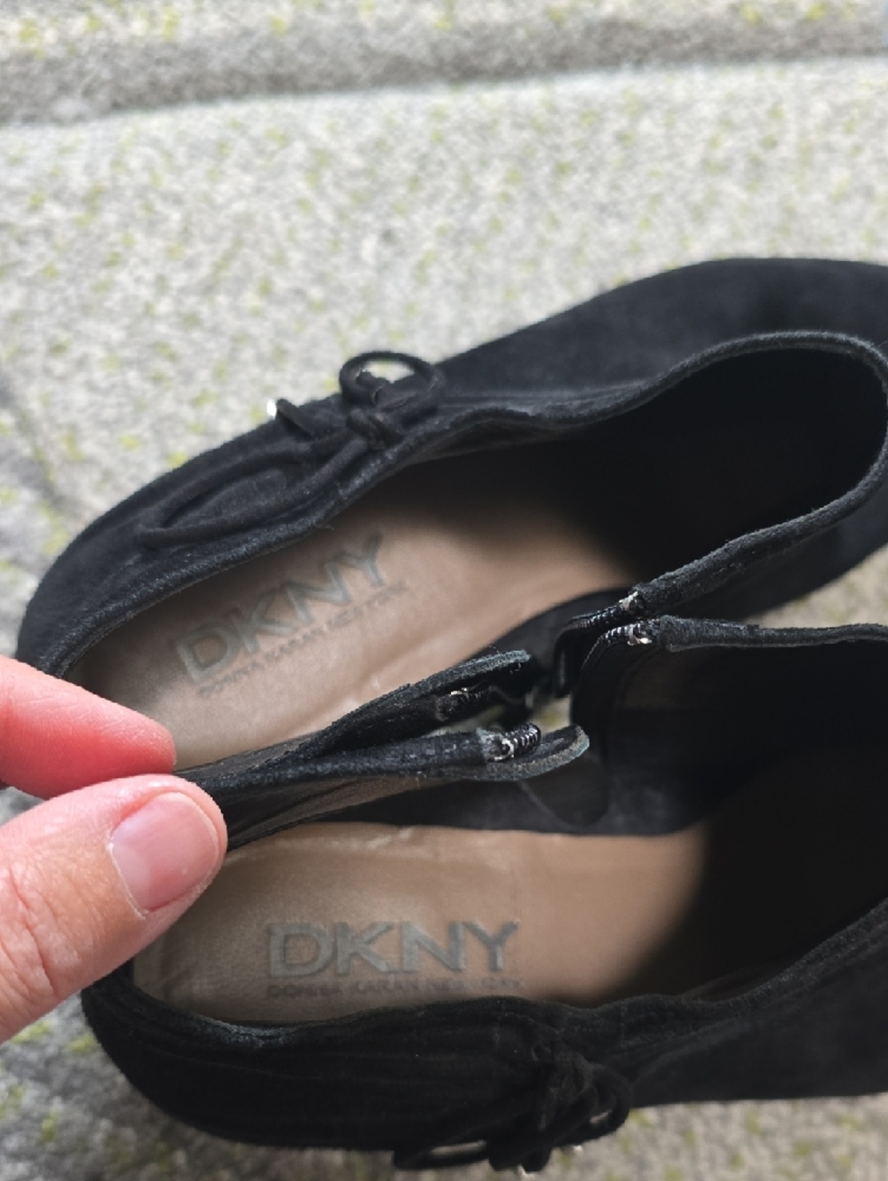 DKNY Black Suede Pointed-Toe Ankle Boots Size 9.5 - Picture 9 of 11